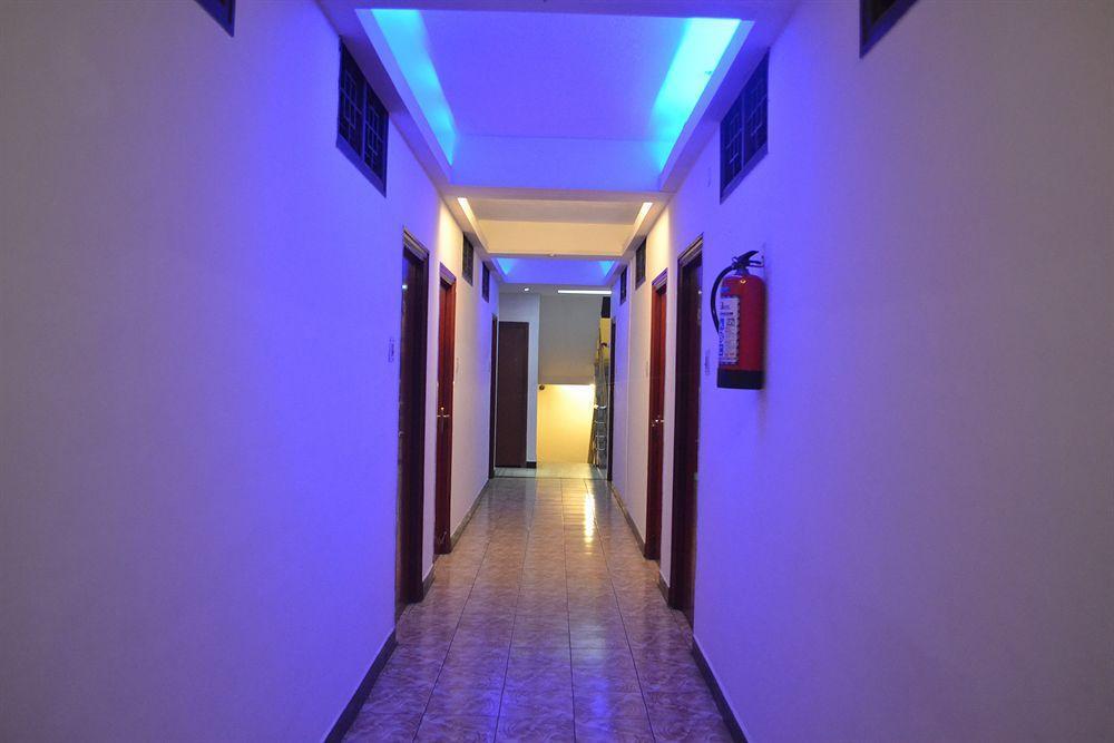 Deluxe Hotel Chennai Eksteriør billede